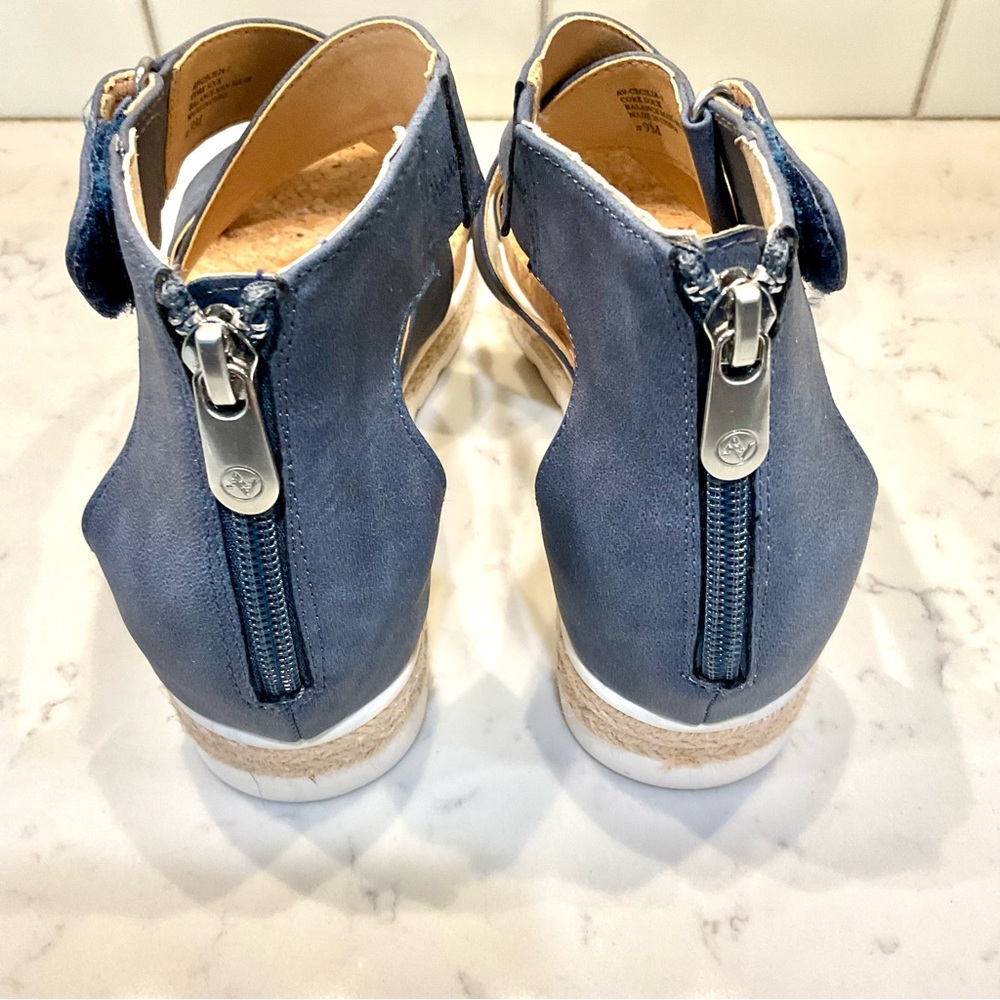 Adrienne Vittadini Blue Cork Sandals Cecelia